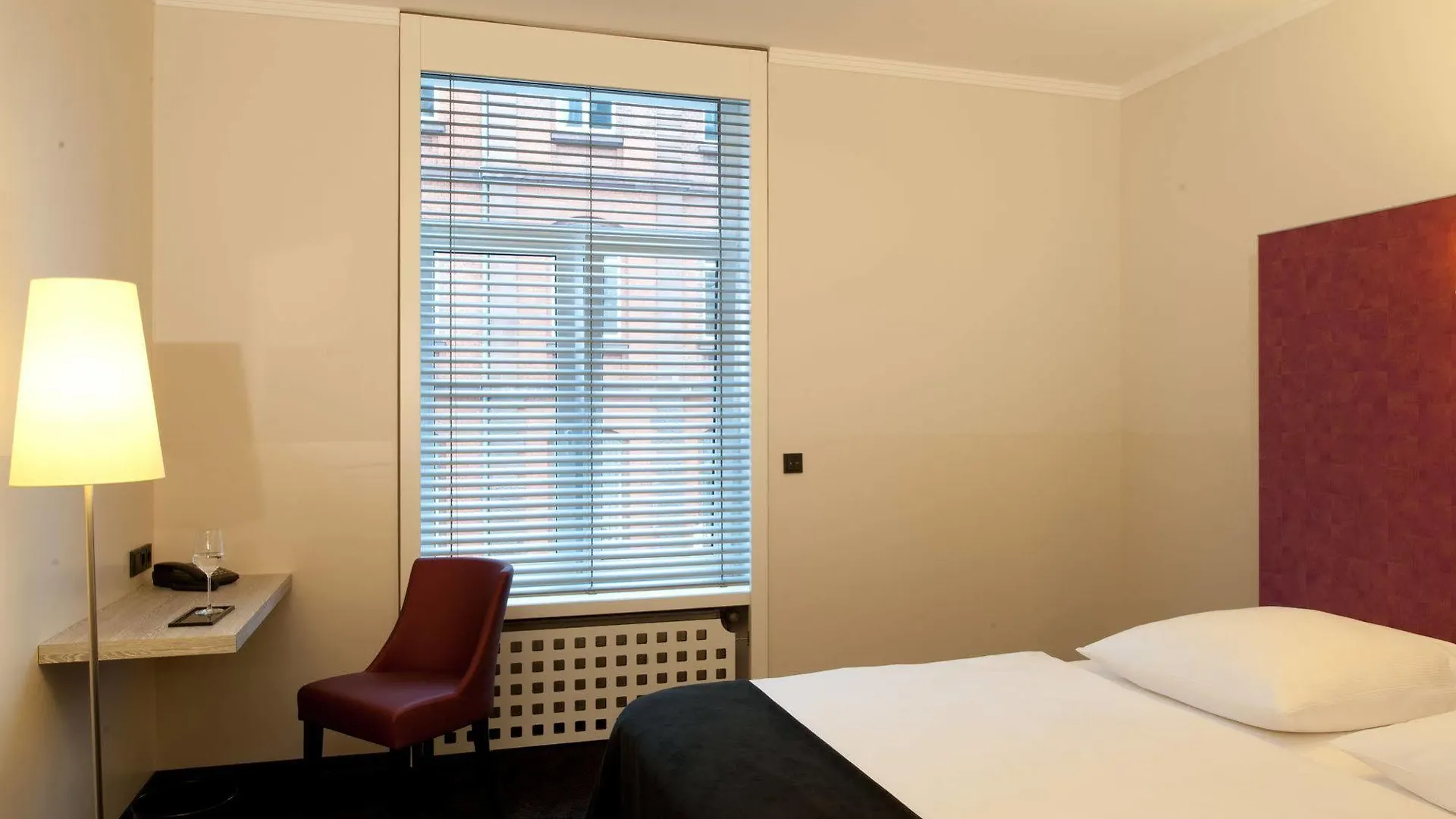 Hotel Topas Frankfurt City location